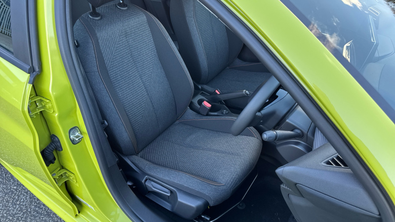 Peugeot 208 1.2 PureTech 100 Style 5dr Petrol Hatchback